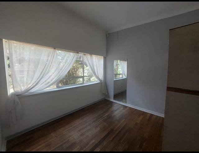 3 BEDROOM HOUSE FOR SALE IN BRENTHURST